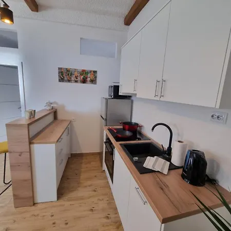 Gogi Apartment
