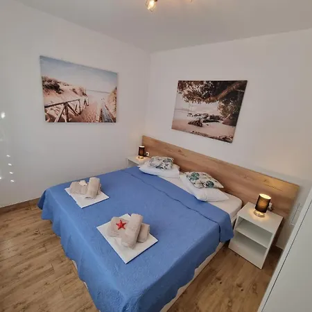 Gogi * Živogošće