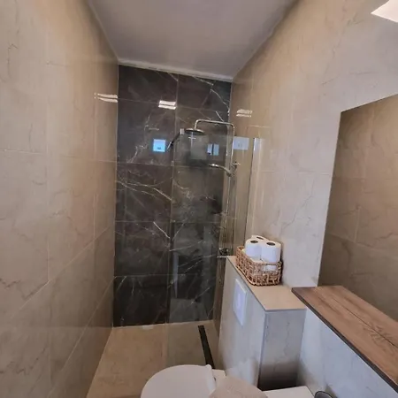 Gogi Apartment *